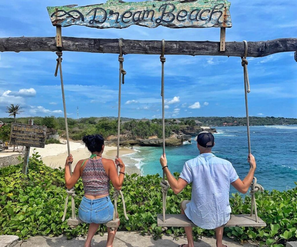 Dream Beach Swings